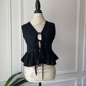 HD in Paris Elegant Black Tie front blouse